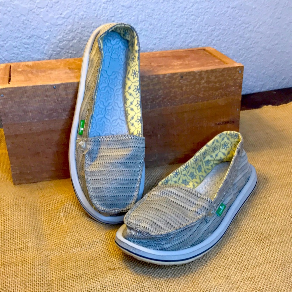 Sanuk NWOT soft sided shoes